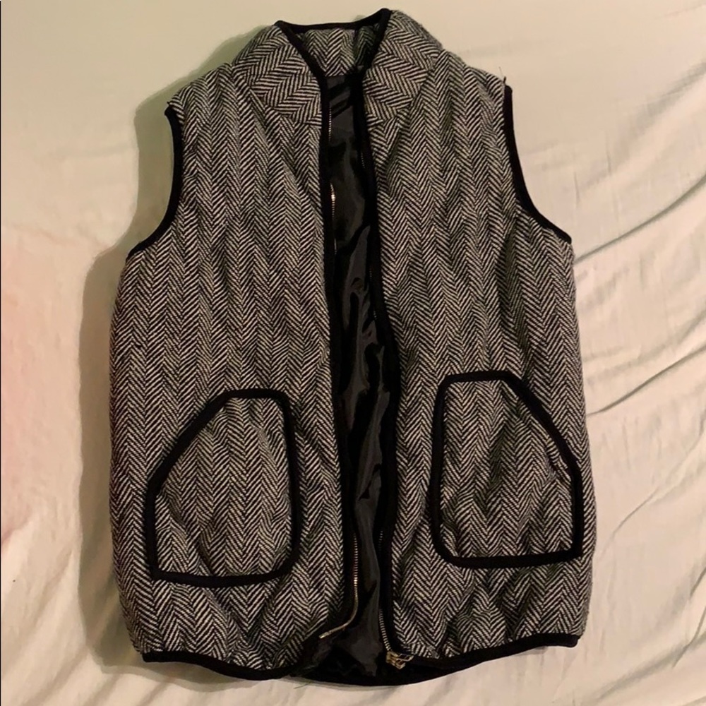 Black & white designed vest